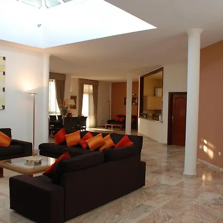 100 Island Village Julia